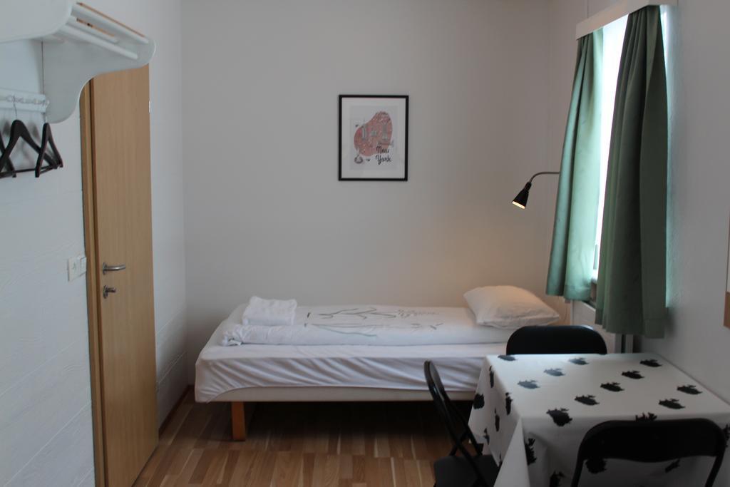 Lonsa Guesthouse Ακουρέιρι Εξωτερικό φωτογραφία