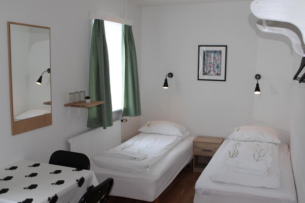 Lonsa Guesthouse Ακουρέιρι Εξωτερικό φωτογραφία