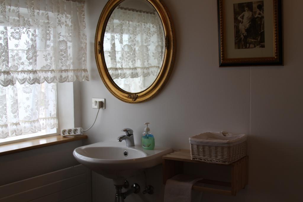 Lonsa Guesthouse Ακουρέιρι Εξωτερικό φωτογραφία