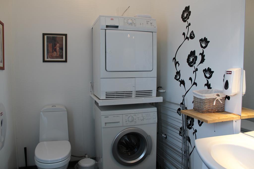 Lonsa Guesthouse Ακουρέιρι Εξωτερικό φωτογραφία