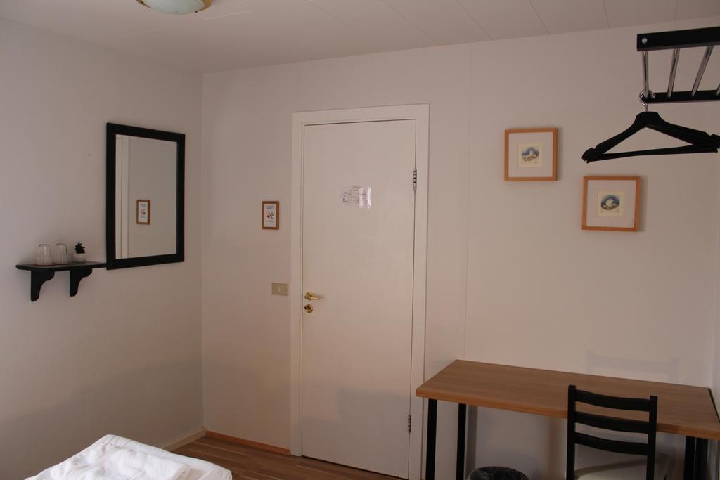 Lonsa Guesthouse Ακουρέιρι Εξωτερικό φωτογραφία